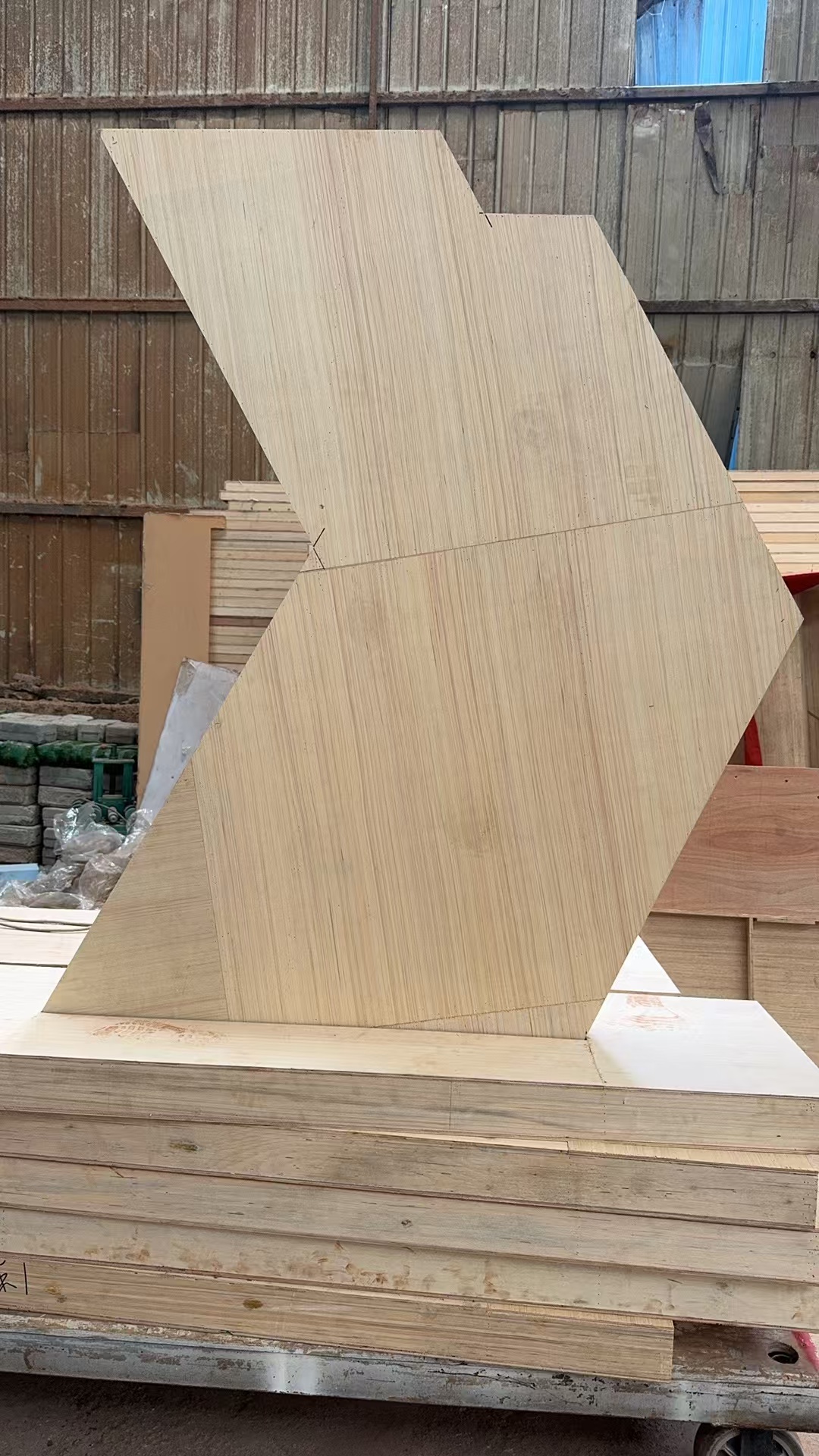 昆明木质圆形指示牌制作